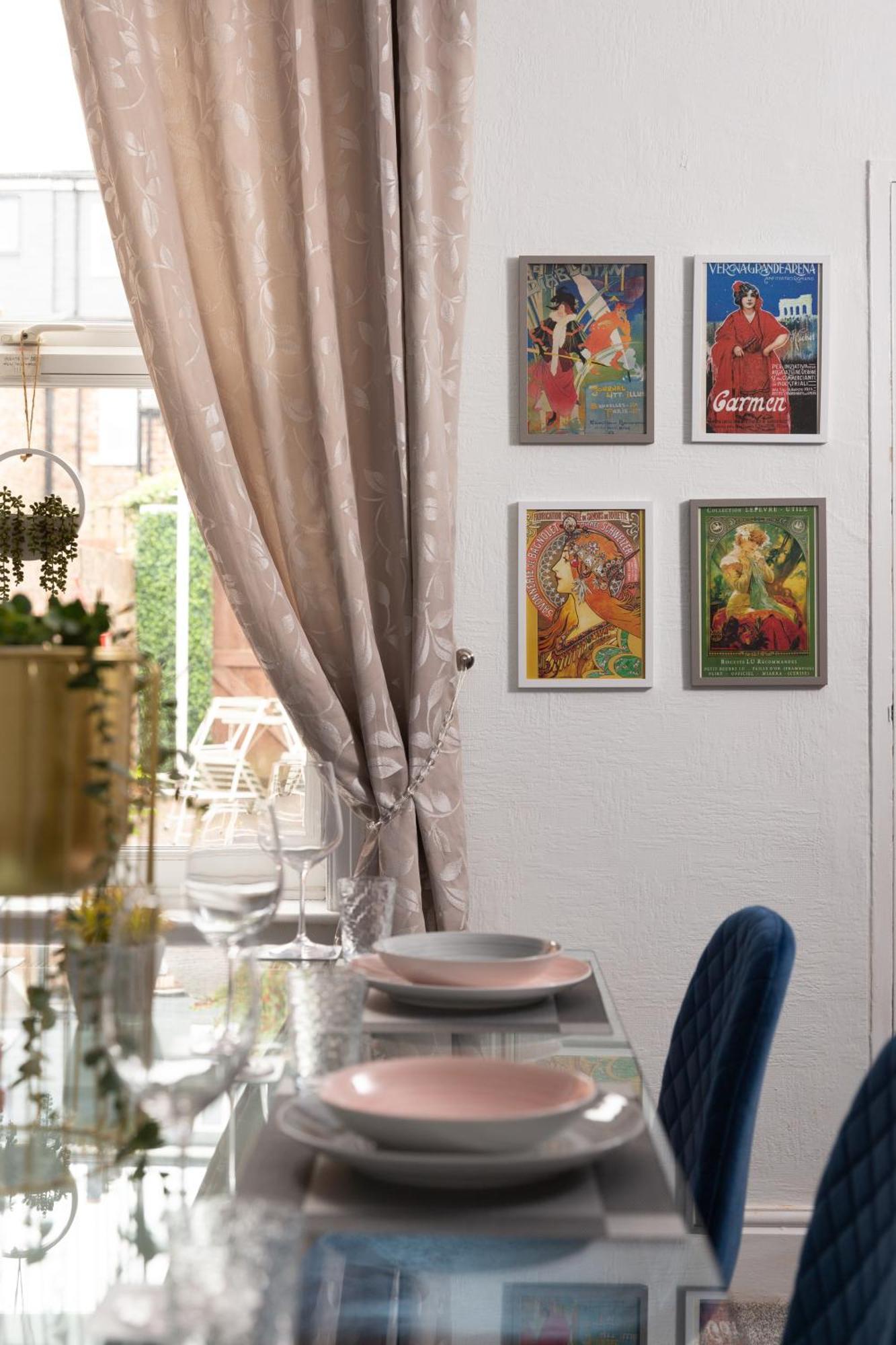 Lovely Town House With Free Parking Sleeps 2 To 6 Guests York